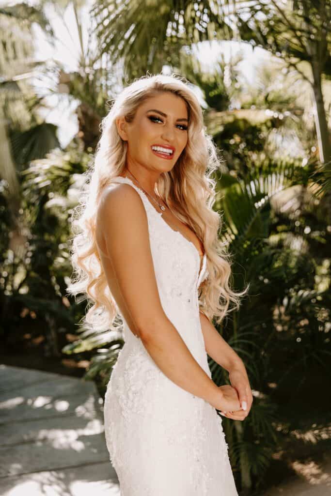 Pretty Woman Smiling in White Dress | Smile Virtual