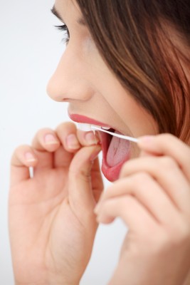 floss-your-teeth
