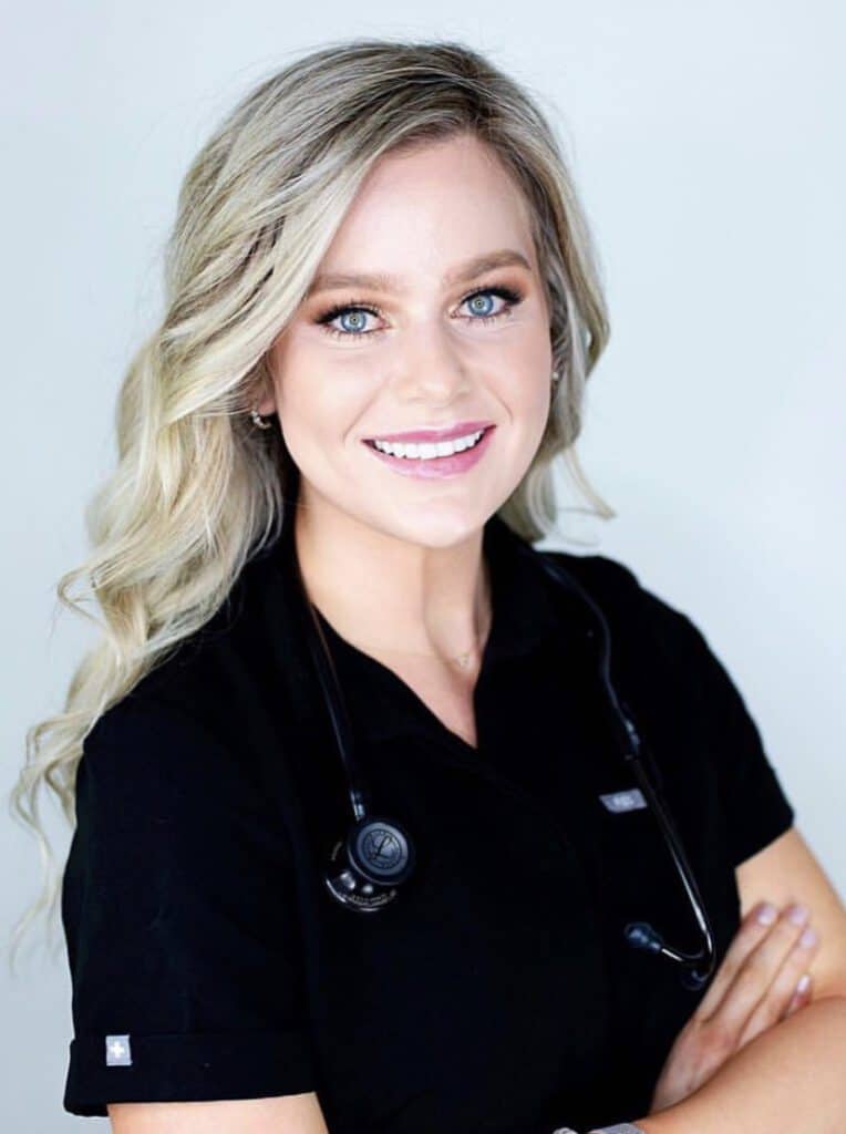 Female Dentist with Beautiful Smile | Smile Virtual